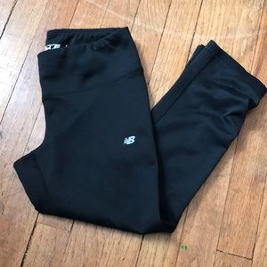 Black NB cropped leggings
